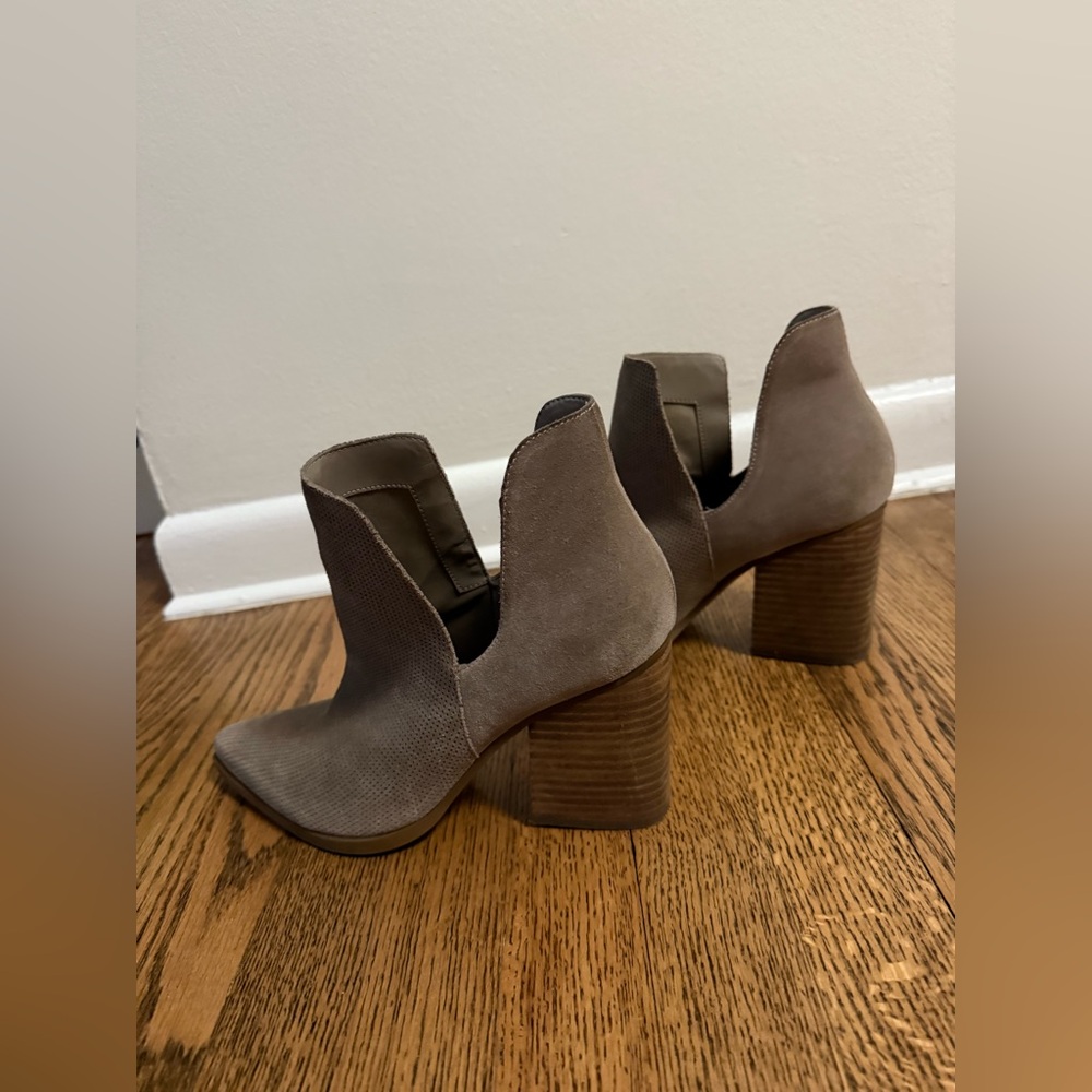 Marc Fisher Ltd Tanilla Ankle Boots Size 10